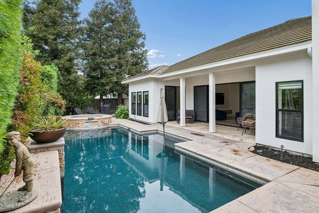 4161 Pebble Beach Dr, Stockton, CA 95219