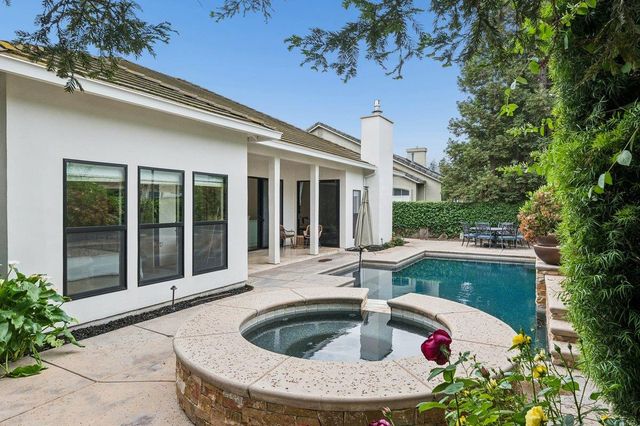 4161 Pebble Beach Dr, Stockton, CA 95219