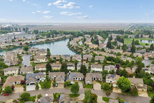 4161 Pebble Beach Dr, Stockton, CA 95219