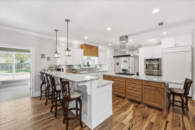 4434 Hillbrook Drive, Orange, TX 77632