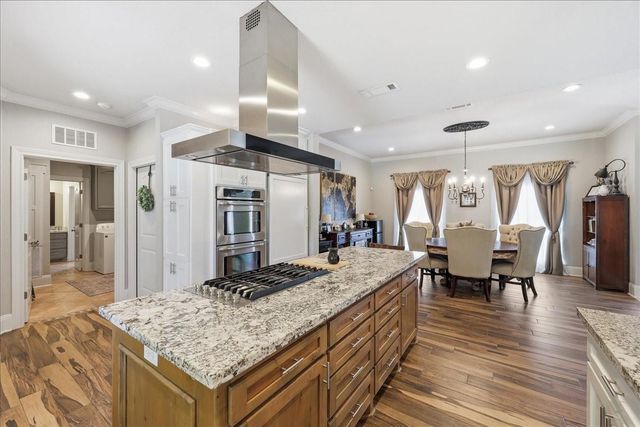 4434 Hillbrook Drive, Orange, TX 77632