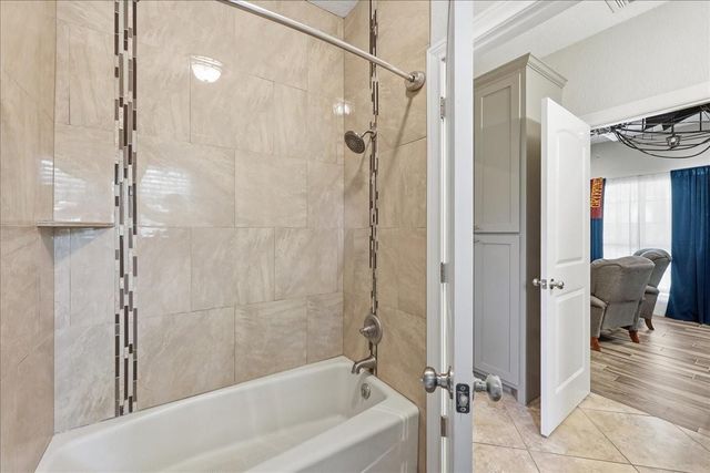 4434 Hillbrook Drive, Orange, TX 77632