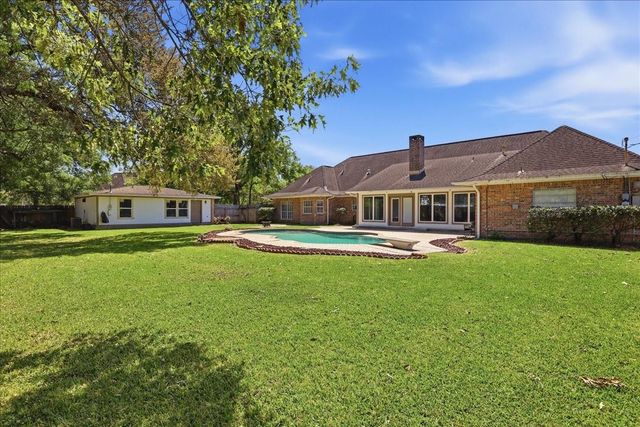 4434 Hillbrook Drive, Orange, TX 77632