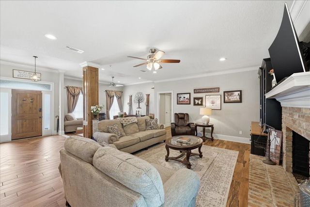 4434 Hillbrook Drive, Orange, TX 77632