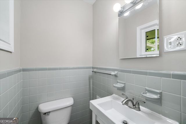 552 Dantzler Circle, Dalton, GA 30721