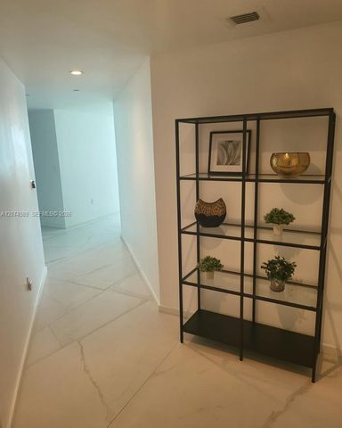 1300 S Miami Avenue 2501, Miami, FL 33130