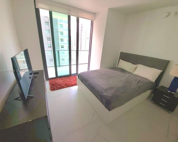 1300 S Miami Avenue 2501, Miami, FL 33130