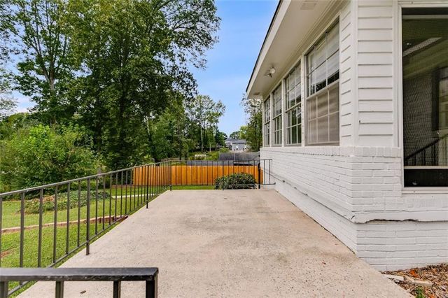 1083 Amelia SW Drive, Marietta, GA 30060