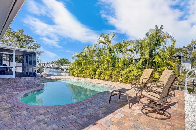 10308 SANDPIPER ROAD W, Bradenton, FL 34209