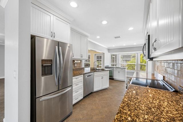 10308 SANDPIPER ROAD W, Bradenton, FL 34209