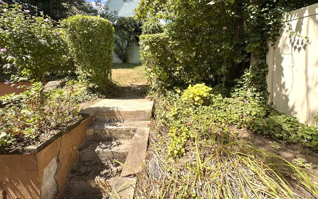 45 AKA 47 Portland Place, Yonkers, NY 10703