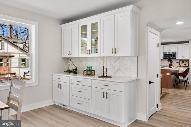 325 PLYMOUTH PL, Cherry Hill, NJ 08002