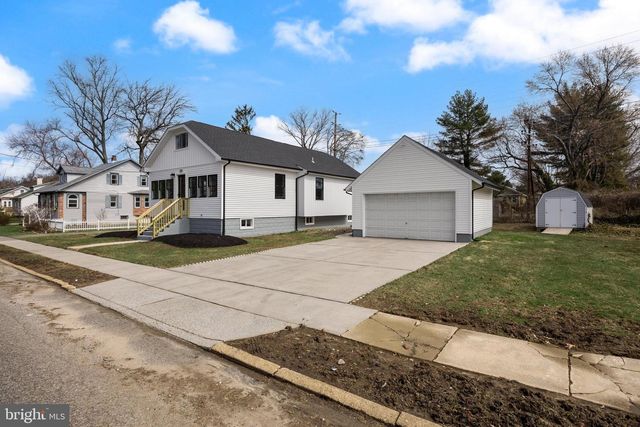 325 PLYMOUTH PL, Cherry Hill, NJ 08002