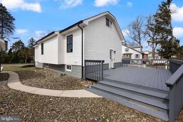 325 PLYMOUTH PL, Cherry Hill, NJ 08002