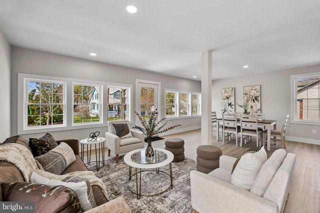 325 PLYMOUTH PL, Cherry Hill, NJ 08002