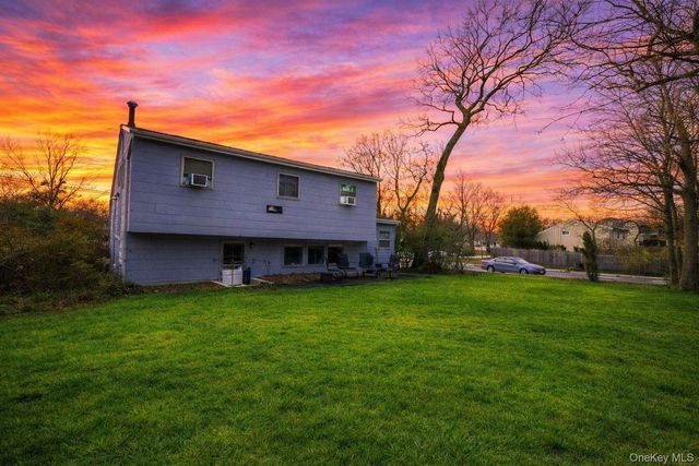 38A Champlain Street, Port Jefferson Station, NY 11776