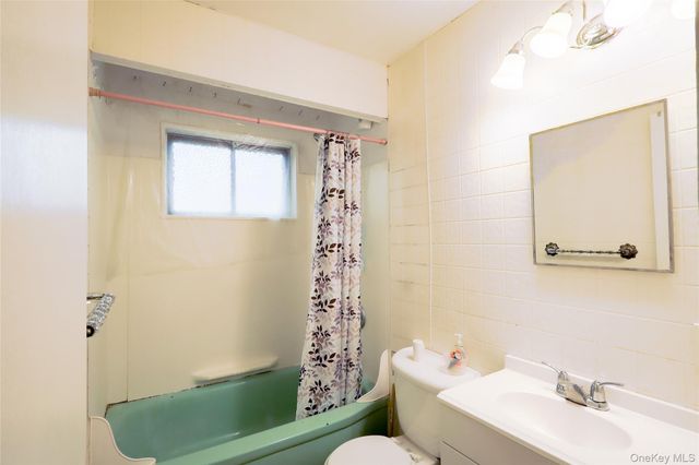 38A Champlain Street, Port Jefferson Station, NY 11776