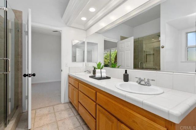 2286 Crest Hill Lane, Fallbrook, CA 92028