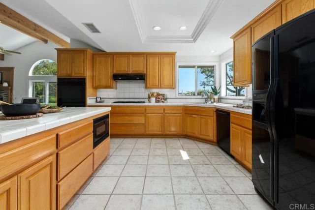 2286 Crest Hill Lane, Fallbrook, CA 92028