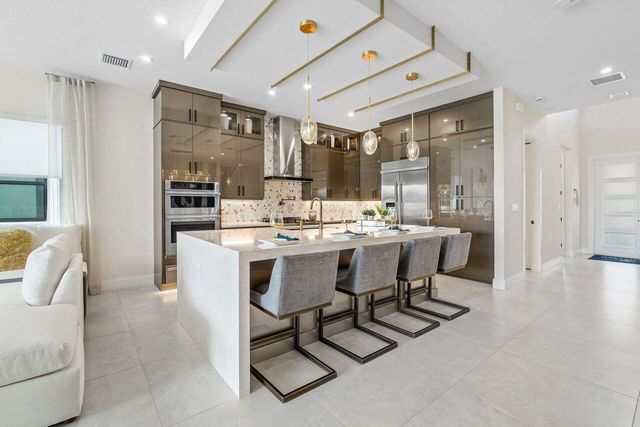 12668 Solana Bay Circle, Palm Beach Gardens, FL 33412