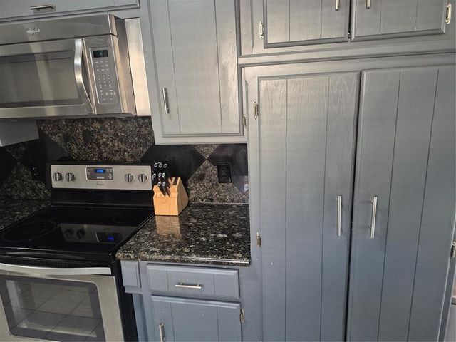 10448 Exter Avenue, Yukon, OK 73099