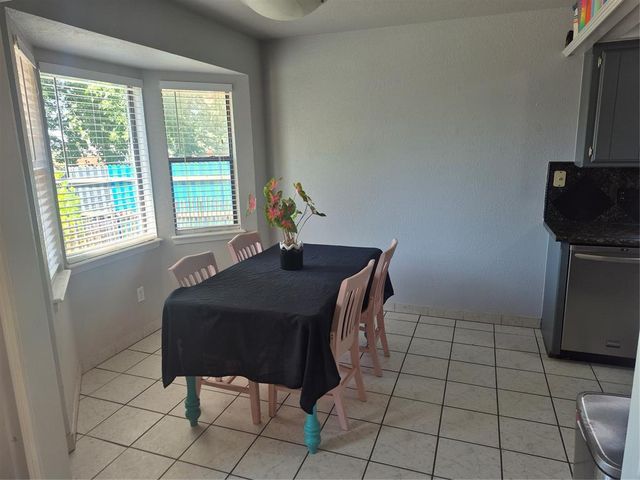 10448 Exter Avenue, Yukon, OK 73099