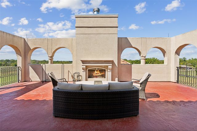 4568 Elm Bottom Circle, Aubrey, TX 76227