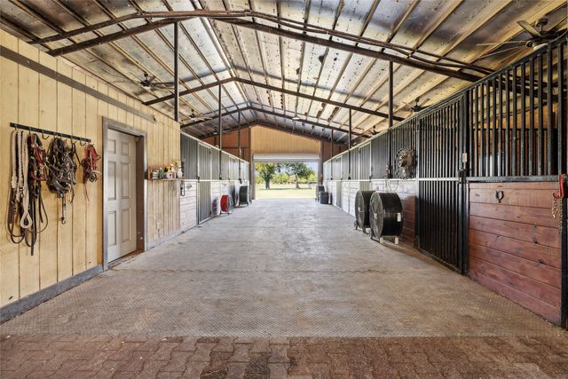 4568 Elm Bottom Circle, Aubrey, TX 76227