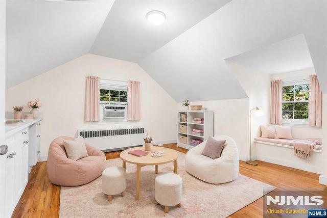 558 Broad Avenue, Leonia, NJ 07605