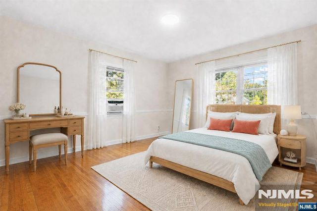 558 Broad Avenue, Leonia, NJ 07605