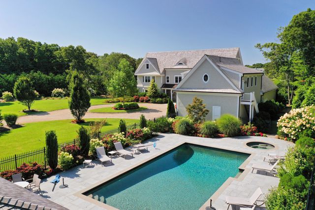501 Eel River Road, Osterville, MA 02655