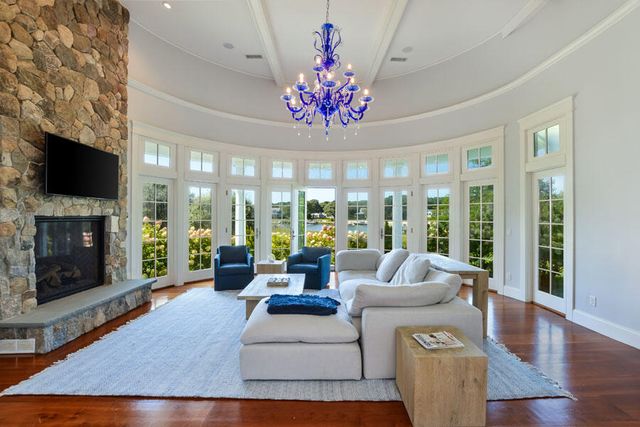 501 Eel River Road, Osterville, MA 02655