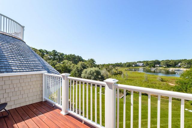 501 Eel River Road, Osterville, MA 02655
