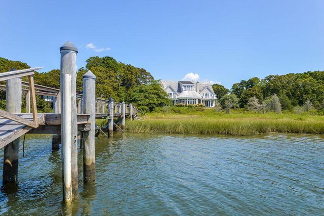 501 Eel River Road, Osterville, MA 02655