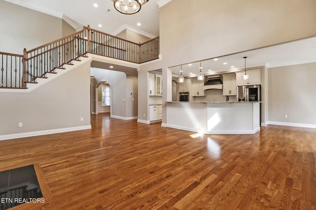 550 Stone Villa Lane, Knoxville, TN 37934