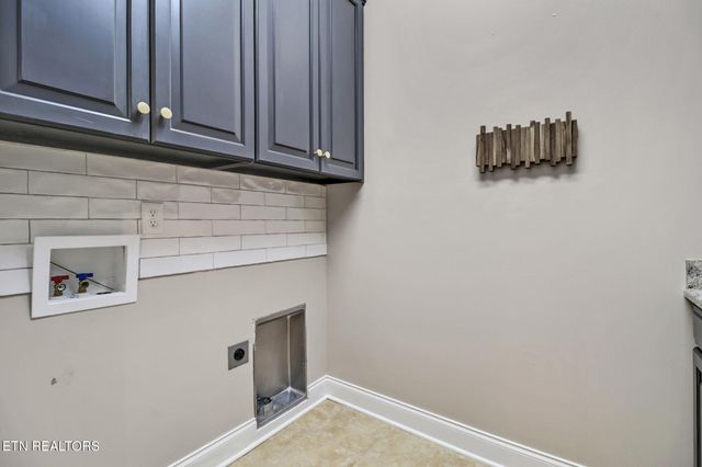 550 Stone Villa Lane, Knoxville, TN 37934