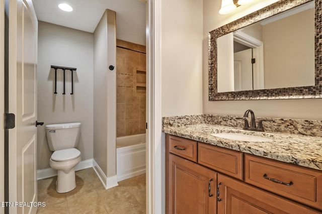 550 Stone Villa Lane, Knoxville, TN 37934