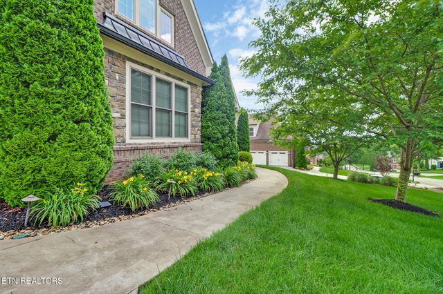 550 Stone Villa Lane, Knoxville, TN 37934