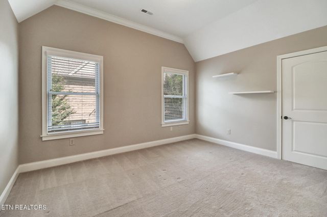 550 Stone Villa Lane, Knoxville, TN 37934
