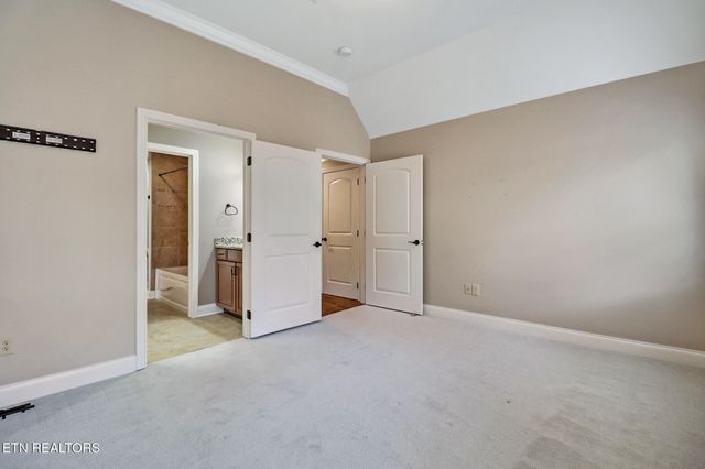 550 Stone Villa Lane, Knoxville, TN 37934