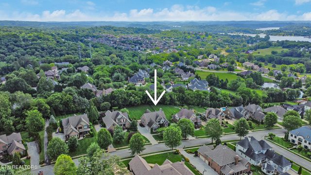 550 Stone Villa Lane, Knoxville, TN 37934