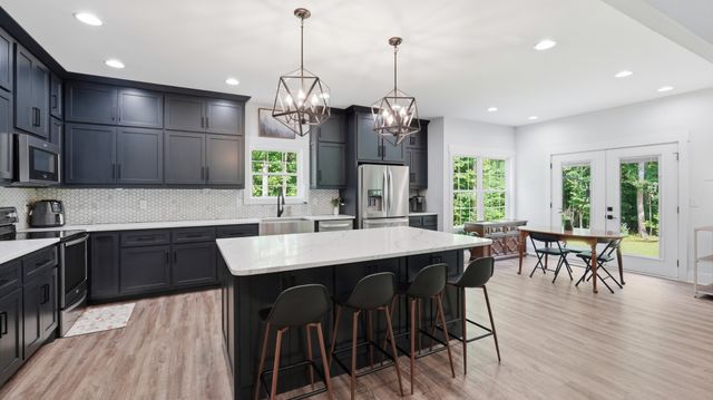 209 Tree Hill Ln, Lynchburg, TN 37352