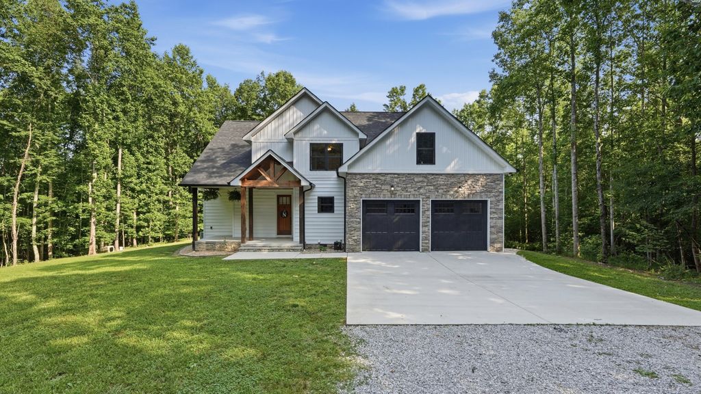 209 Tree Hill Ln, Lynchburg, TN 37352
