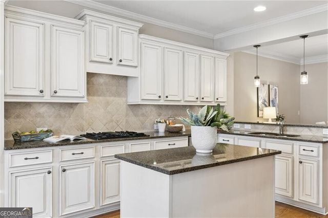 4807 Fairmont Way, Roswell, GA 30075