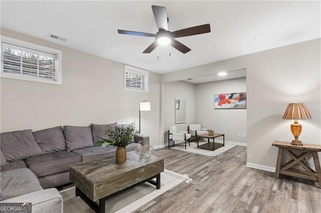 4807 Fairmont Way, Roswell, GA 30075