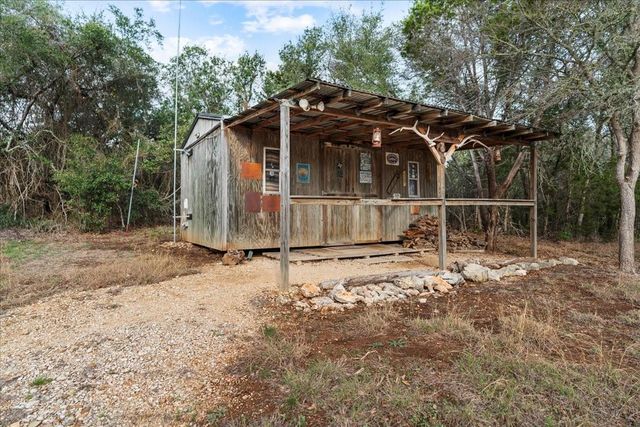 185 Trails End, Driftwood, TX 78620