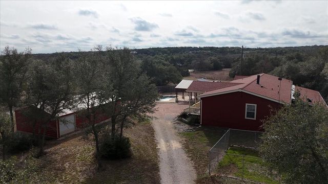 185 Trails End, Driftwood, TX 78620