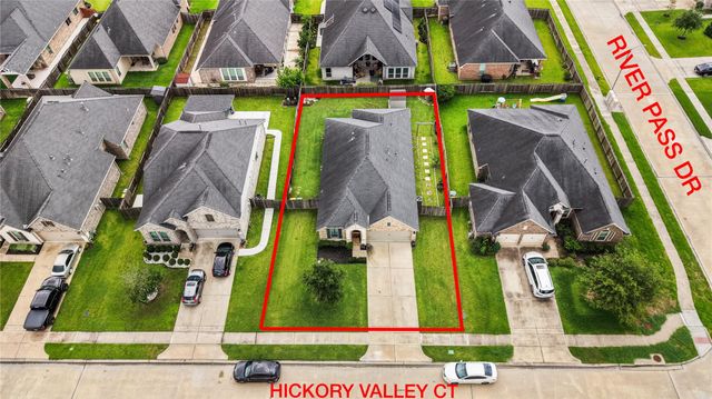 2109 Hickory Valley Court, Pearland, TX 77581