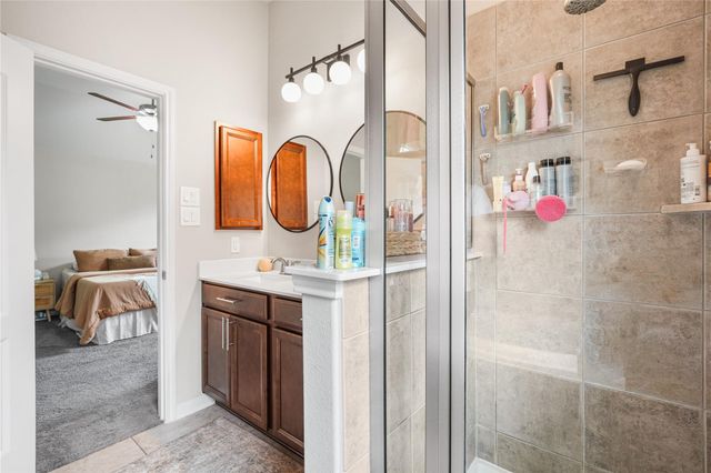 2109 Hickory Valley Court, Pearland, TX 77581
