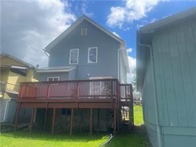 506 Spearman, Farrell, PA 16121